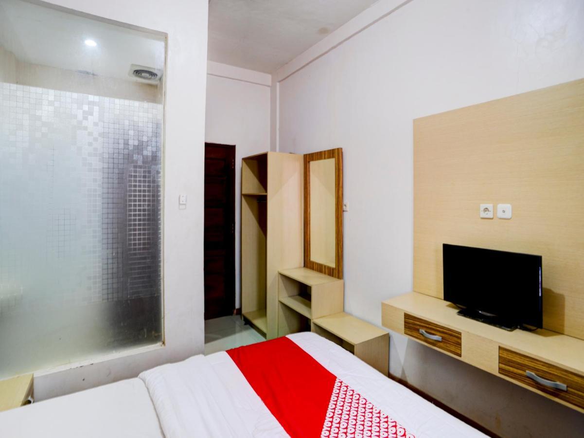 Oyo 90263 Hotel Diva Golf Bengkulu Eksteriør bilde