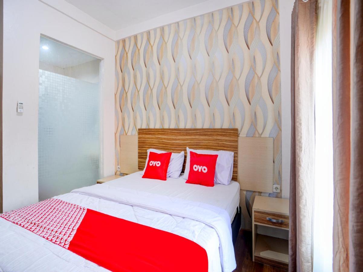 Oyo 90263 Hotel Diva Golf Bengkulu Eksteriør bilde
